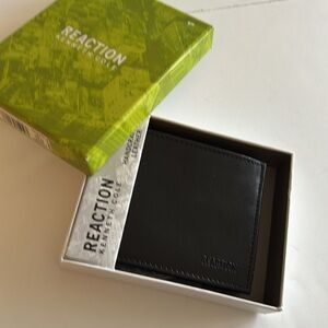 Kenneth Cole Reaction Black Leather Wallet